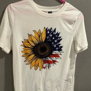 Women’s white t-shirt with sunflower American flag detail